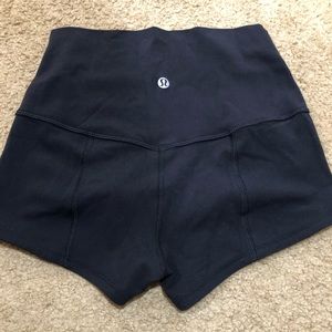 Lululemon shorts black size 4